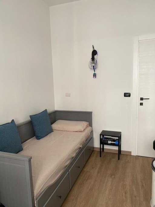 Stanza Singola - Inalpi Olimpico Habitación en casa particular